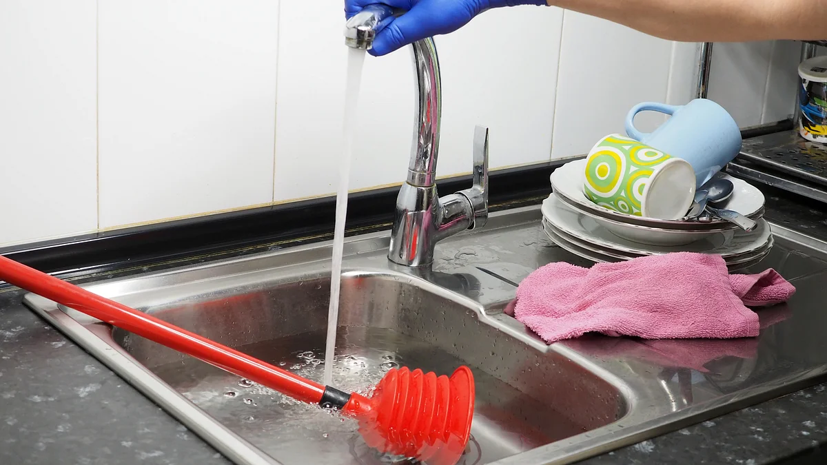 24-hour plumber services in Delmar Parkway, CO